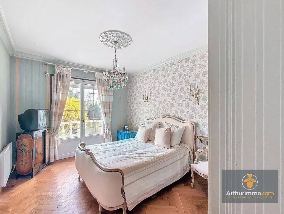Maison à vendre, 135m², SAINT LEU D'ESSERENT