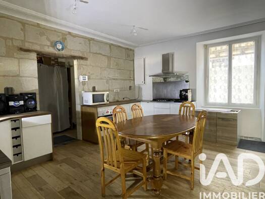 Maison de ville à vendre 218 000 € 4 pièces 2 chambres 114 m² 328 m² de terrain Neuillé-Pont-Pierre 37360