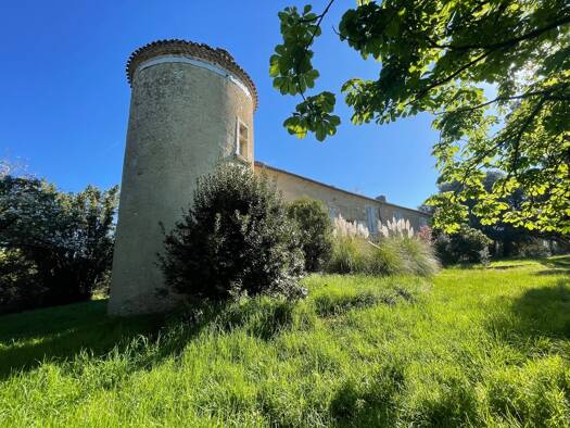 Château à vendre 675 000 € 20 pièces 750 m² 270 000 m² de terrain Antras 32360