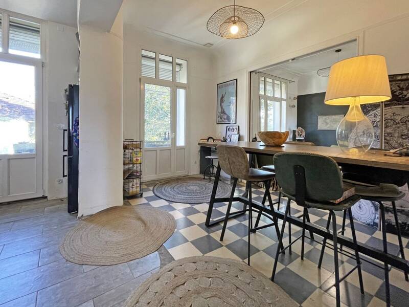 Maison à vendre, 200m², NIMES