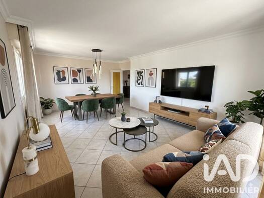 Appartement à vendre 115 000 € 3 pièces 2 chambres 78 m² 6ème étage Fonsala Saint-Chamond 42400