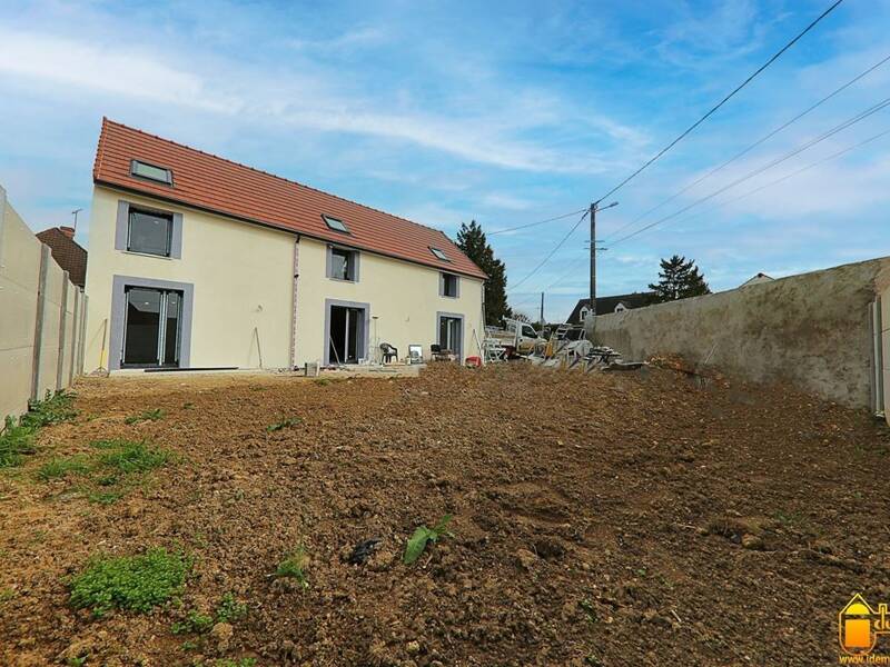 Maison à vendre, 113m², ESTOUCHES
