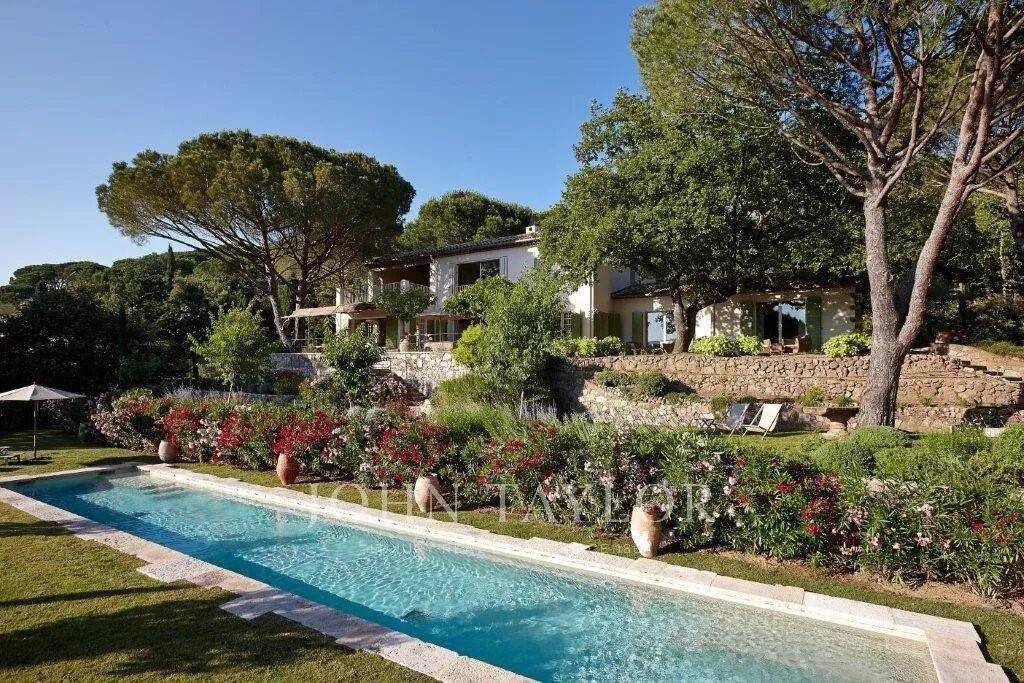 Maison à vendre, 350m², GRIMAUD