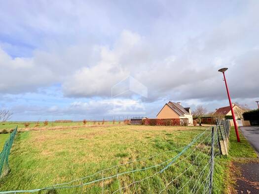 Terrain à vendre 88 000 € 715 m² de terrain Grainville-Langannerie 14190