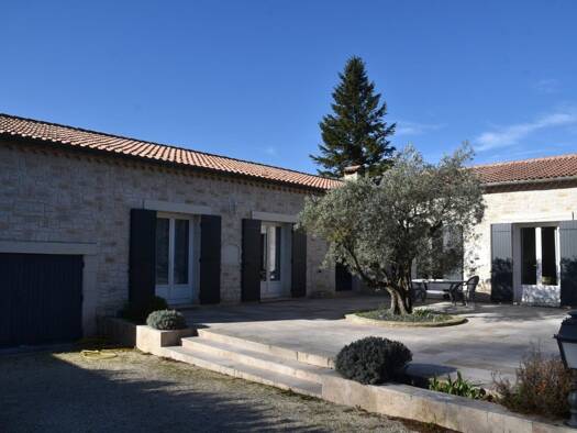 Villa à vendre 525 000 € 7 pièces 5 chambres 167 m² 1 200 m² de terrain Loriol-du-Comtat 84870