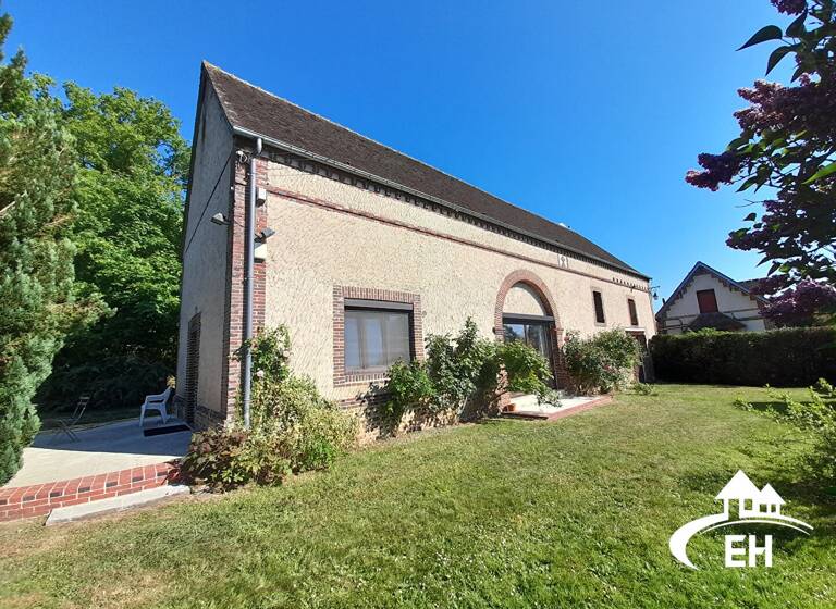 Maison à vendre 212 000 € 5 pièces 3<br/>chambres 165 m²<br/>superficie 1 335 m²<br/>terrain Verneuil d Avre et d Iton 27130