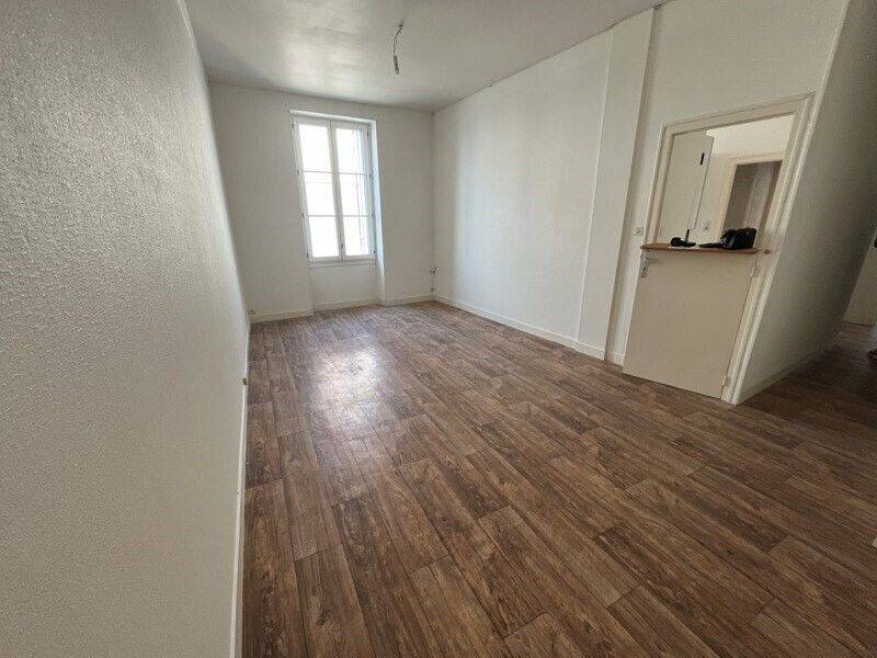 Maison à vendre, 52m², SAINT AMAND MONTROND