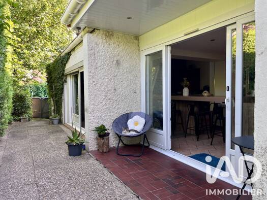 Maison à vendre 295 000 € 6 pièces 3 chambres 131 m² 556 m² de terrain Quartiers Est-Rhone Tournon-sur-Rhône 07300