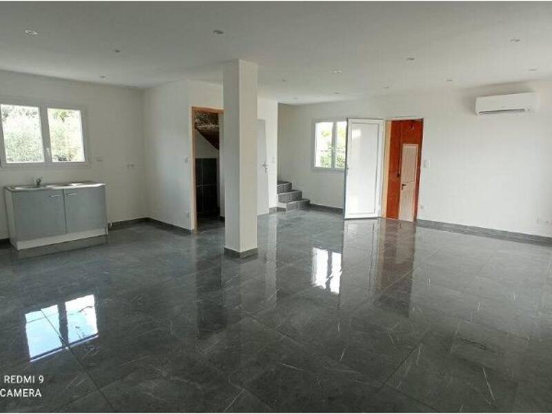 Maison à louer, 83m², SAINT JULIEN LES ROSIERS