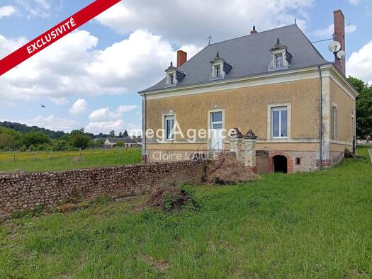 Maison à vendre 70 000 € 4 pièces 2 chambres 111 m² 2 283 m² de terrain Loir en Vallée 72340