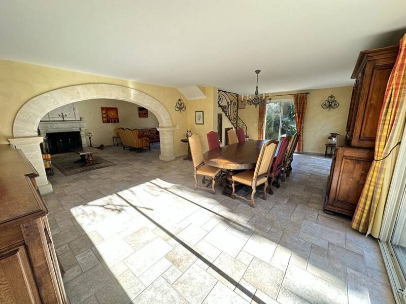 Maison à louer, 300m², SAINT VICTORET