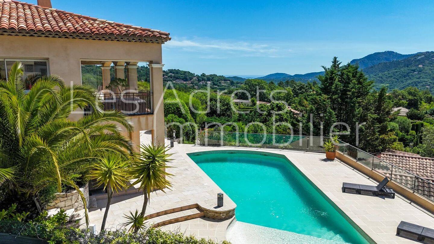 Maison à vendre, 208m², LES ADRETS DE L'ESTEREL