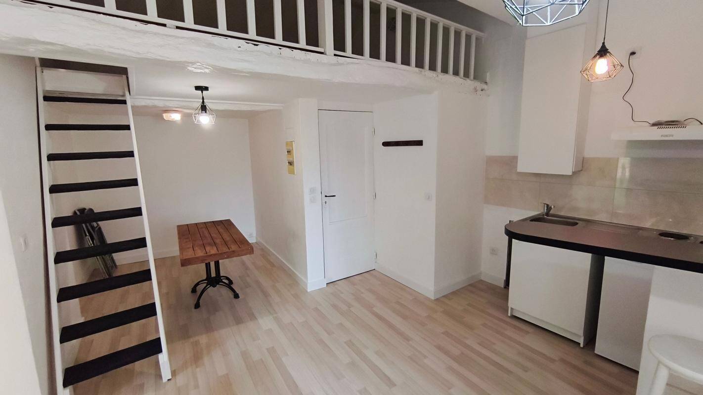 Maison à louer, 29m², VILLENEUVE LOUBET