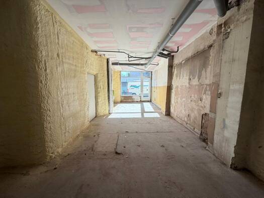 Local commercial à louer 1 035 € 50,8 m² de surface de vente Strasbourg 67000