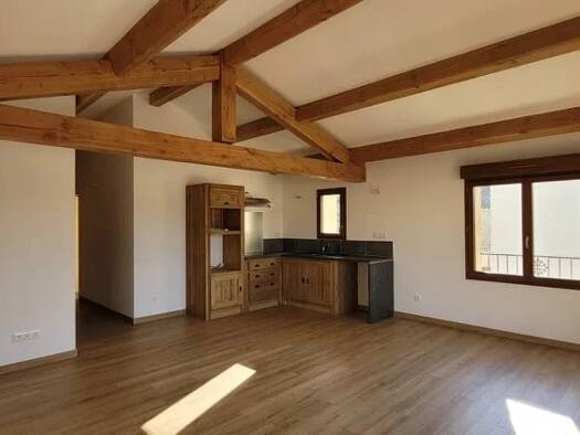 Appartement à louer 795 € 3 pièces 2 chambres 65,9 m² 1er étage Saint-Dézéry 30190