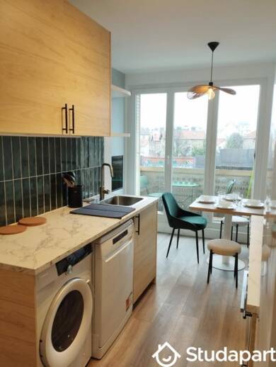 Appartement à louer 595 € 1 pièce 2 chambres 9 m² 1er étage La Boissière-Le Parc de Nanteuil Rosny-sous-Bois 93110
