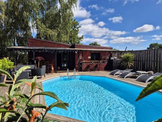 Maison de plain-pied à vendre 199 000 € 4 pièces 2 chambres 68 m² 4 191 m² de terrain La Lande-Chasles 49150