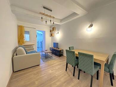 Appartement à louer 660 € 2 pièces 1 chambre 35 m² 3 étages Centre Ville Salon-de-Provence 13300