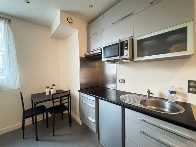 Maison à louer, 33m², COURBEVOIE