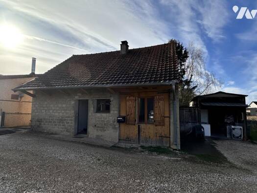 Maison de plain-pied à louer 620 € 4 pièces 2 chambres 57 m² 565 m² de terrain Pierre-de-Bresse 71270