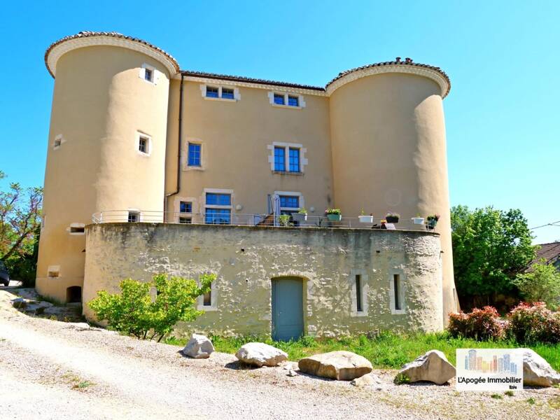 Maison à vendre, 86m², LUSSAN