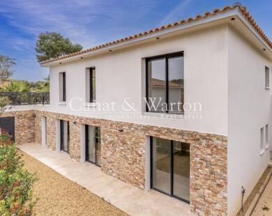 Villa à vendre 1 785 000 € 6 pièces 5 chambres 234 m² 640 m² de terrain Nord Sanary sur Mer 83110