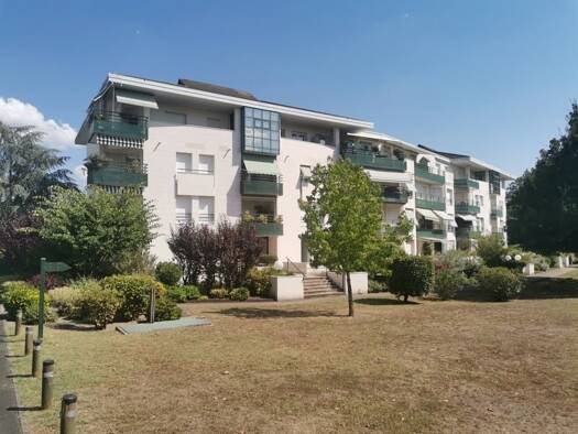 Appartement à vendre 346 500 € 3 pièces 2 chambres 76 m² Étage 1/3 Moulineau Gradignan 33170