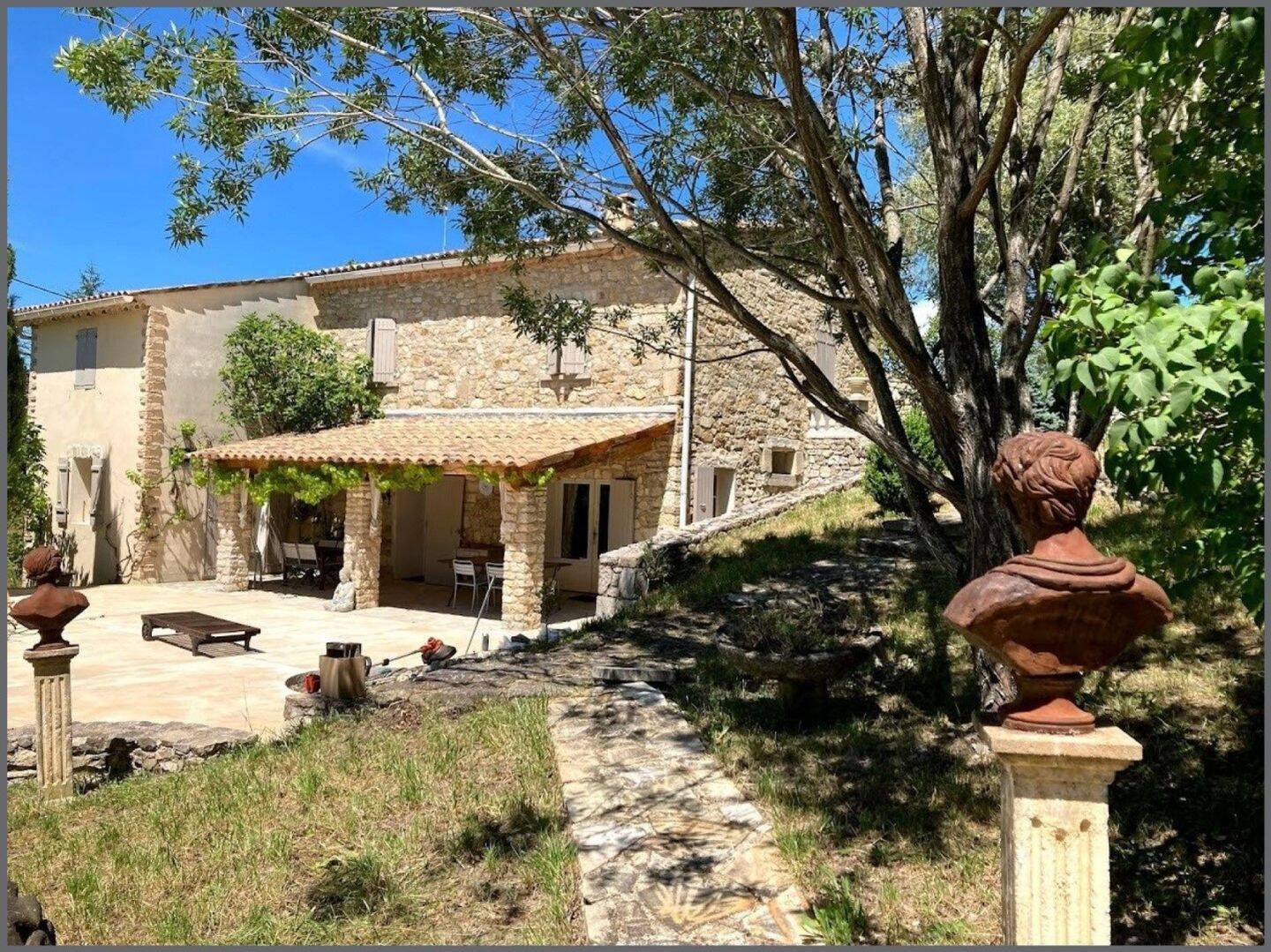 Maison à vendre, 150m², MONTBRUN LES BAINS