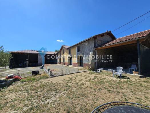 Maison à vendre 319 000 € 5 pièces 4 chambres 310 m² 1 990 m² de terrain Les Tourreilles 31210