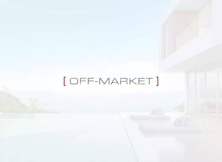 Villa à vendre 14 000 000 € 12 pièces 5<br/>chambres 600 m²<br/>superficie 30 000 m²<br/>terrain Basse Suane-Les Virgiles Sainte-Maxime 83120