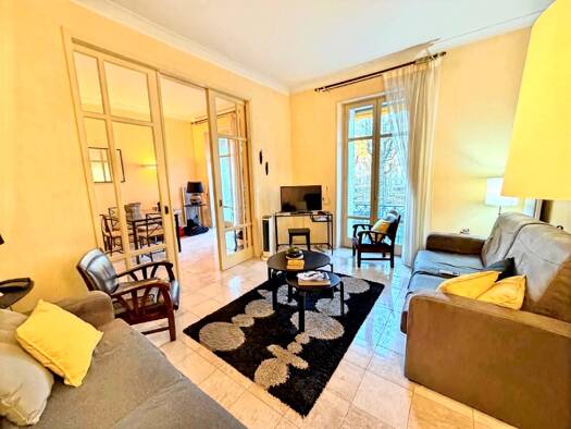 Appartement à vendre 175 000 € 1 pièce 41,8 m² Étage 2/5 Vichy 03200