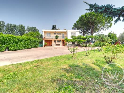 Maison à vendre 371 500 € 7 pièces 5 chambres 172,4 m² 2 342 m² de terrain Malissard 26120