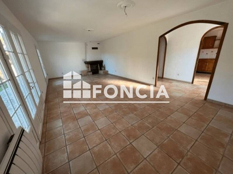 Maison à louer, 103m², EYGUIERES