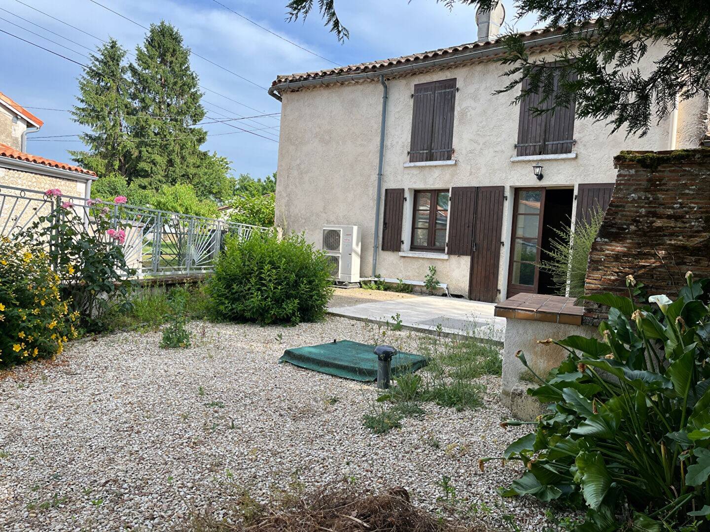 Maison à vendre, 154m², MONTMOREAU SAINT CYBARD