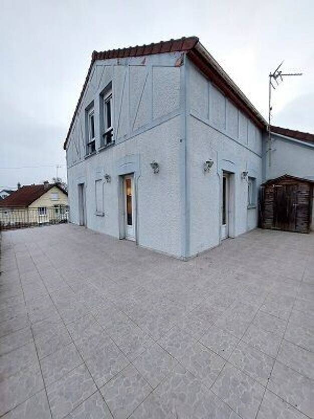 Appartement à vendre 170 000 € 3 pièces 2 chambres 47,4 m² Étage 1/2 Centre Sud Gretz-Armainvilliers 77220