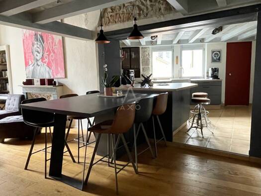 Appartement à vendre 280 000 € 3 pièces 1 chambre 75 m² Étage 2/4 Centre Ville Chambéry 73000