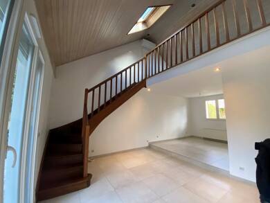 Maison à louer 3 215 € 7 pièces 4 chambres 152 m² Le Vesinet 78110