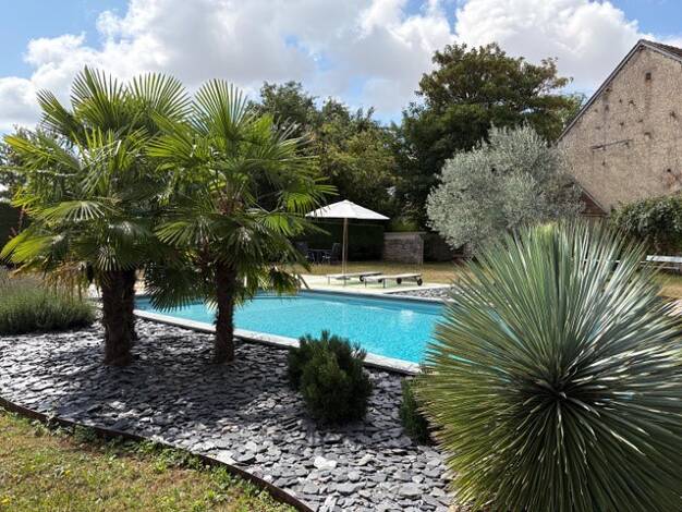 Maison de plain-pied à vendre 445 000 € 8 pièces 6 chambres 225,5 m² 4 469 m² de terrain Druyes-les-Belles-Fontaines 89560