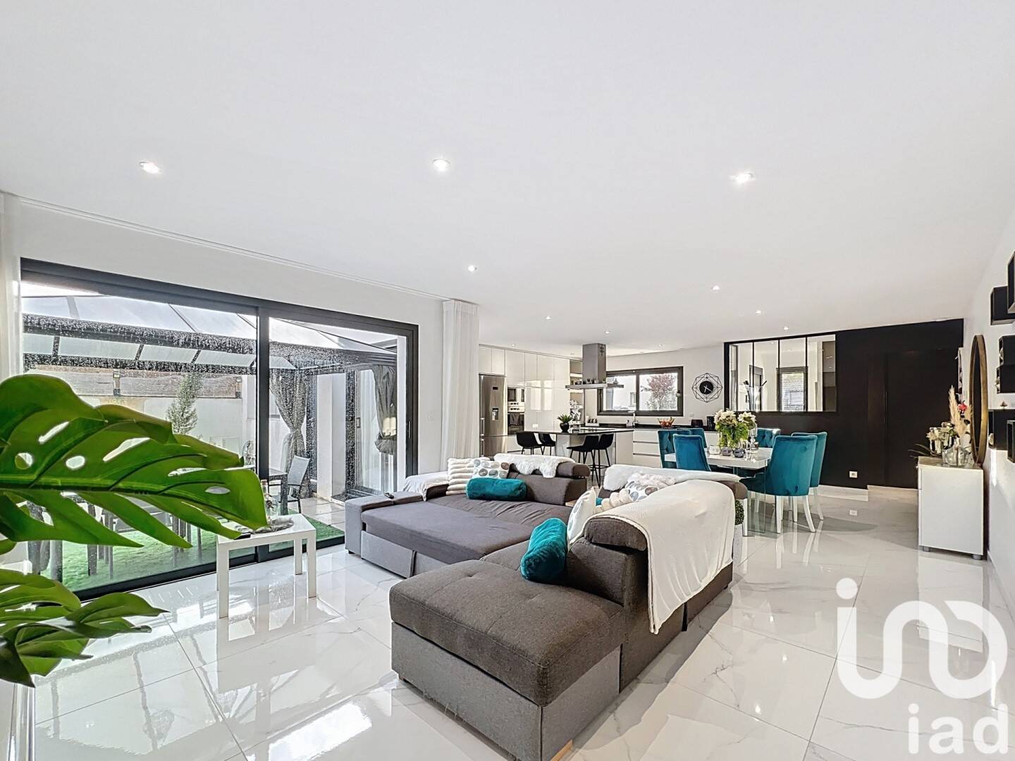 Maison à vendre, 131m², SAINT SAUVEUR D'AUNIS