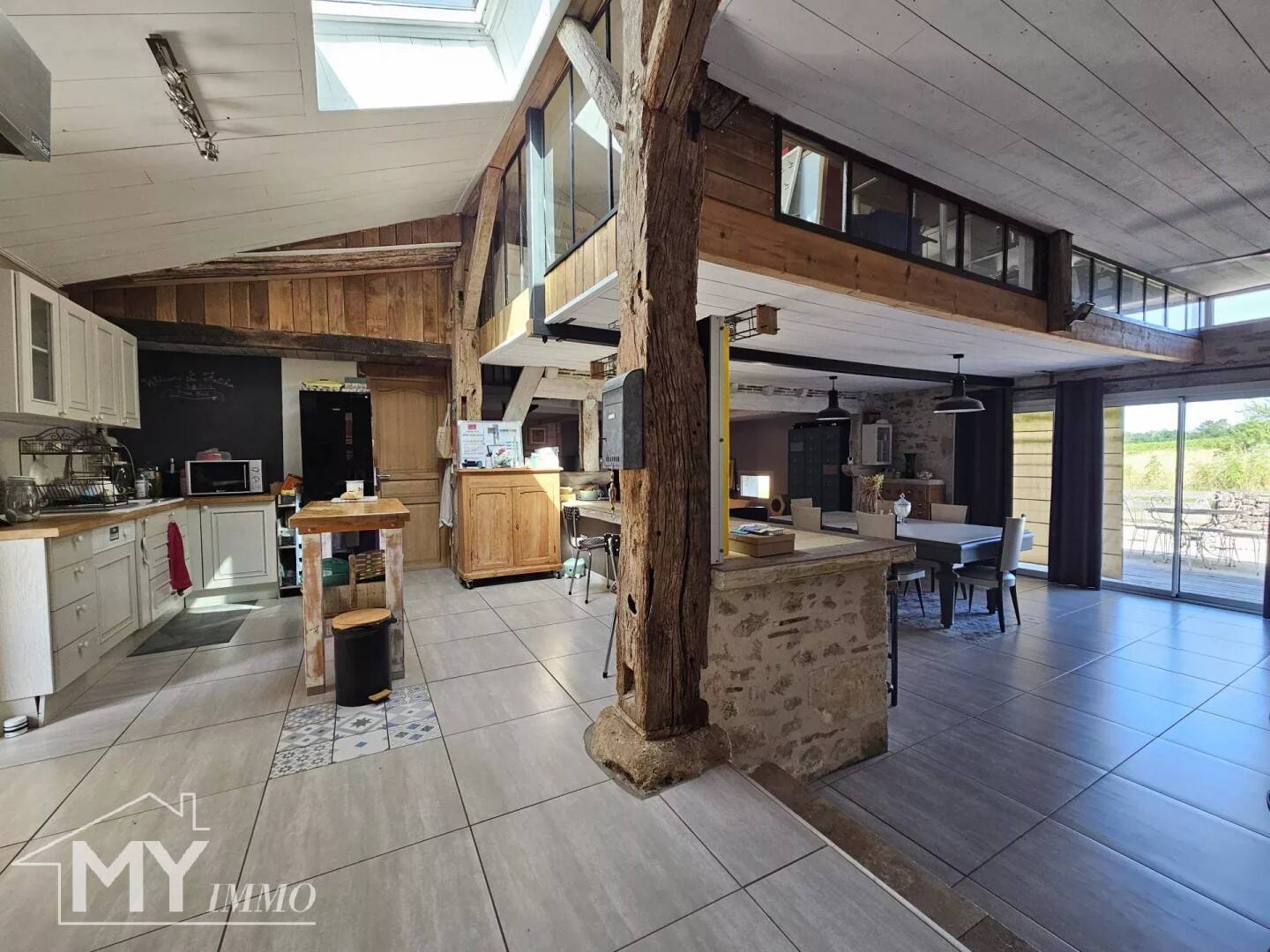Maison à vendre, 211m², PORT SAINTE FOY ET PONCHAPT