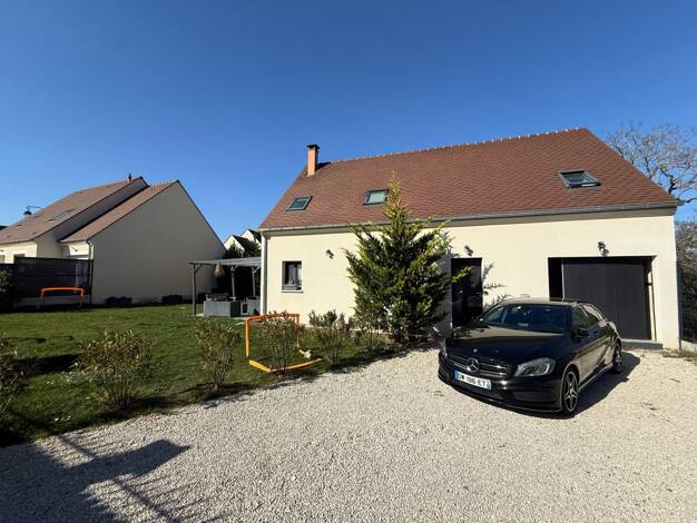 Maison à vendre 400 000 € 11 pièces 5 chambres 205 m² Maincy 77950