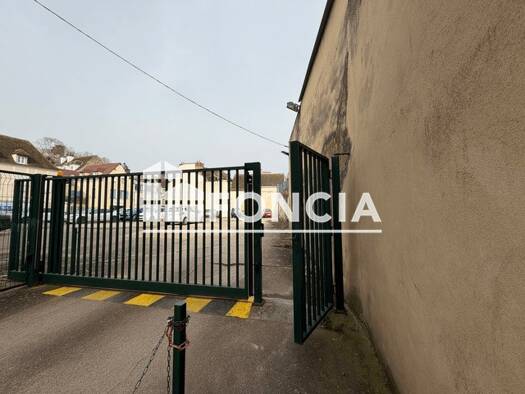 Parking à louer 60 € Centre Ville Dreux 28100