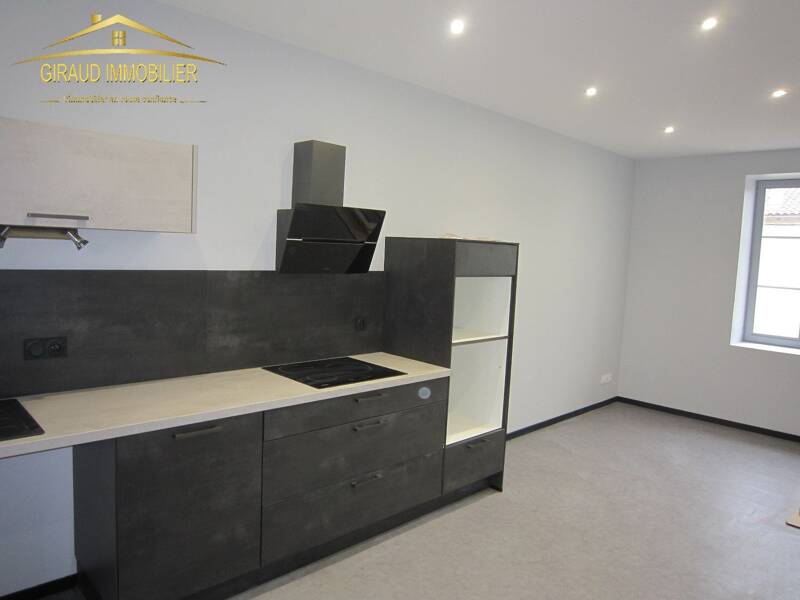 Maison à louer, 58m², POUILLY SOUS CHARLIEU