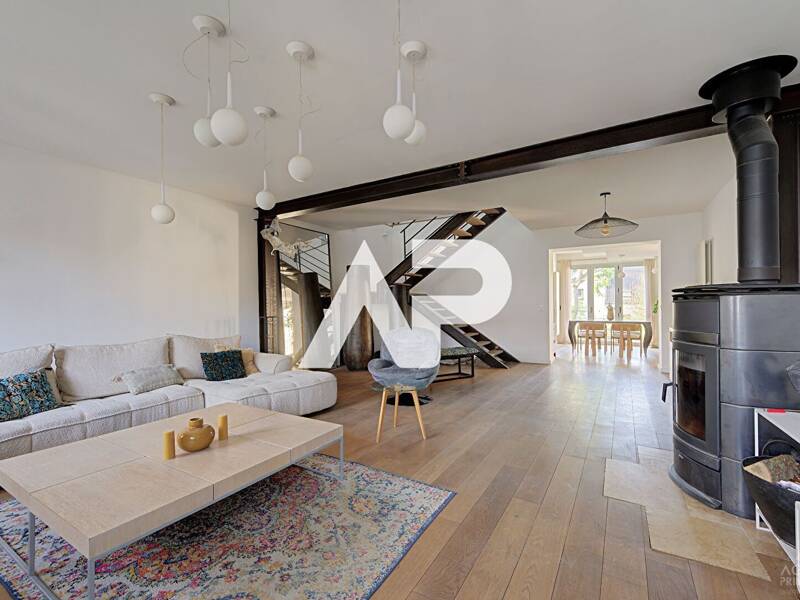 Maison à vendre, 274m², SURESNES