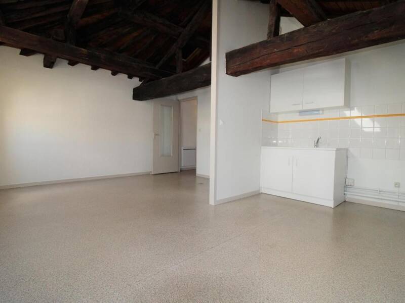 Maison à louer, 50m², BELLEVILLE