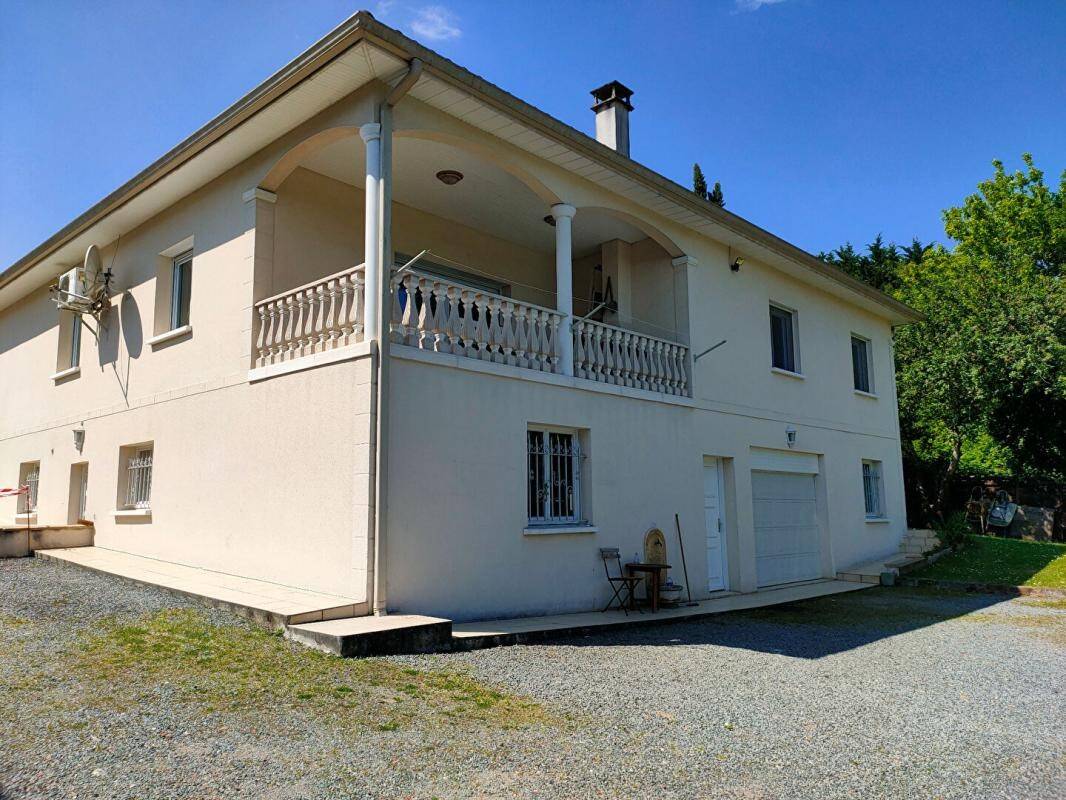 Maison à vendre, 170m², YVRAC