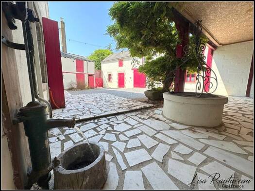 Maison à vendre 379 990 € 10 pièces 7 chambres 360 m² 530 m² de terrain Vieillevigne 44116