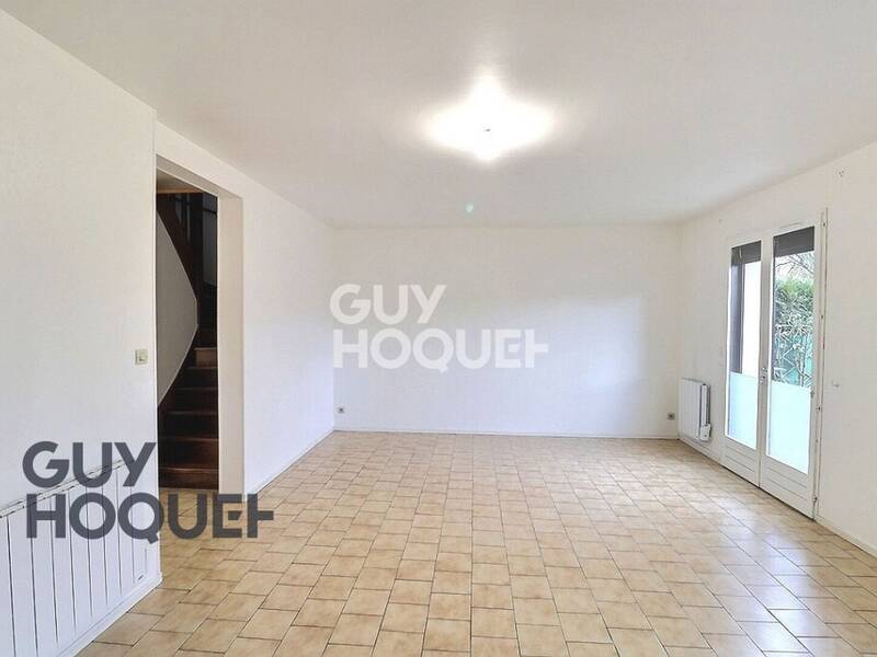 Maison à louer, 76m², BERNAY