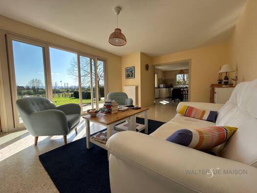 Maison à vendre 247 000 € 5 pièces 3 chambres 120 m² 2 917 m² de terrain Sagy 71580