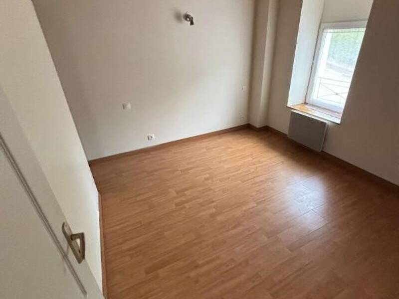 Maison à louer, 57m², SAINTE SEVE